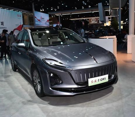 가솔린 또는 전기 연료 2024 Hongqi Eqm5 자동차 검은색 효율적인 좌석 환기